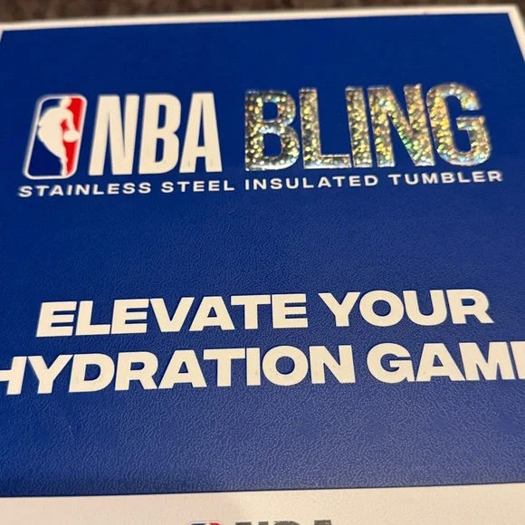 Chicago Bulls Rhinestone Tumbler 40oz Limited Edition - Picture 8 of 8